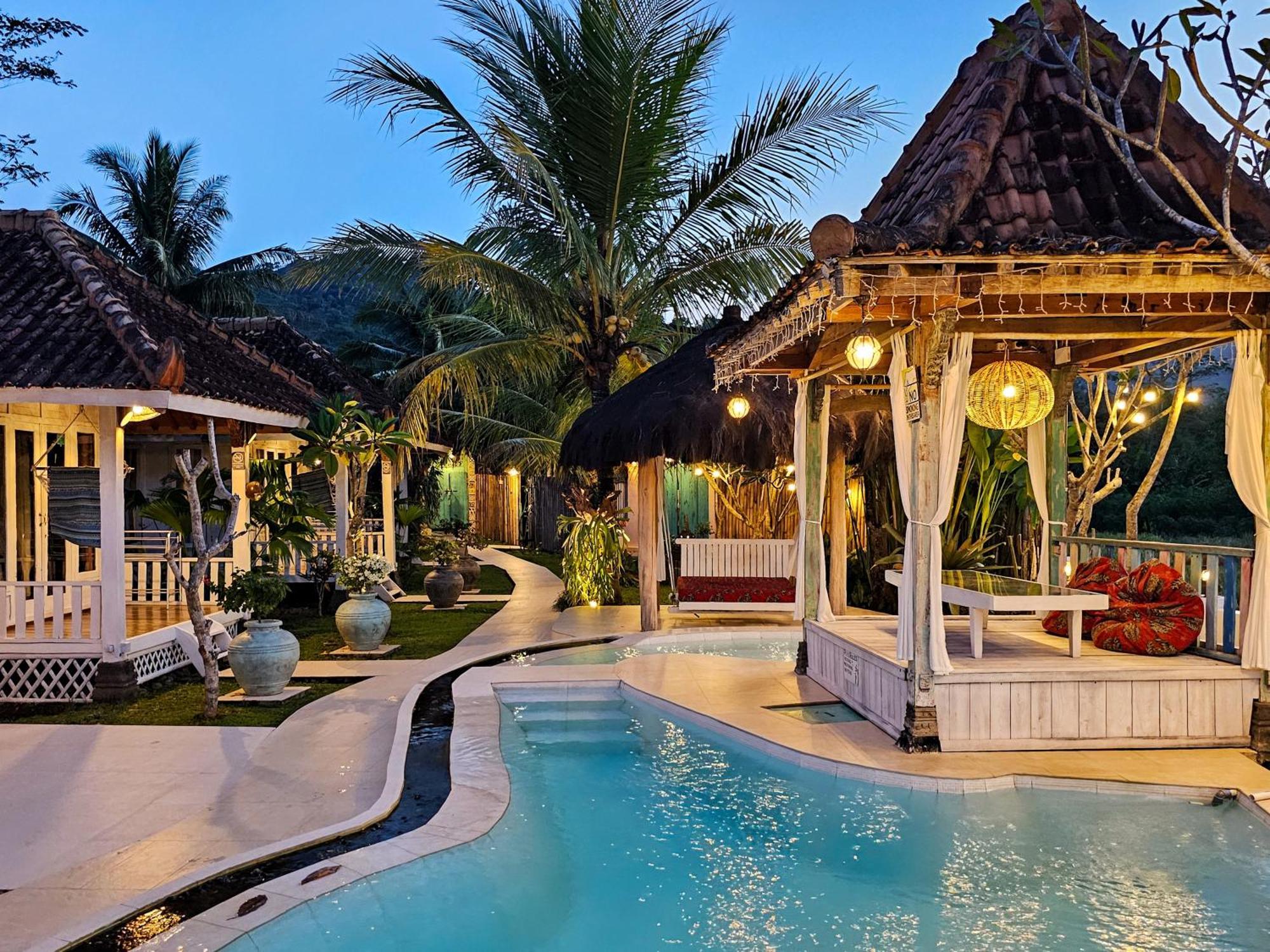 Janur Bungalow Magelang Eksteriør billede